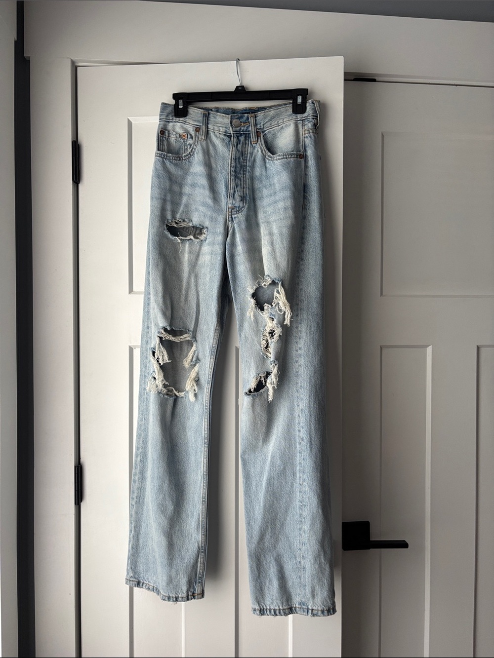 Aeropostale Light Blue Distressed Straight Leg Jeans